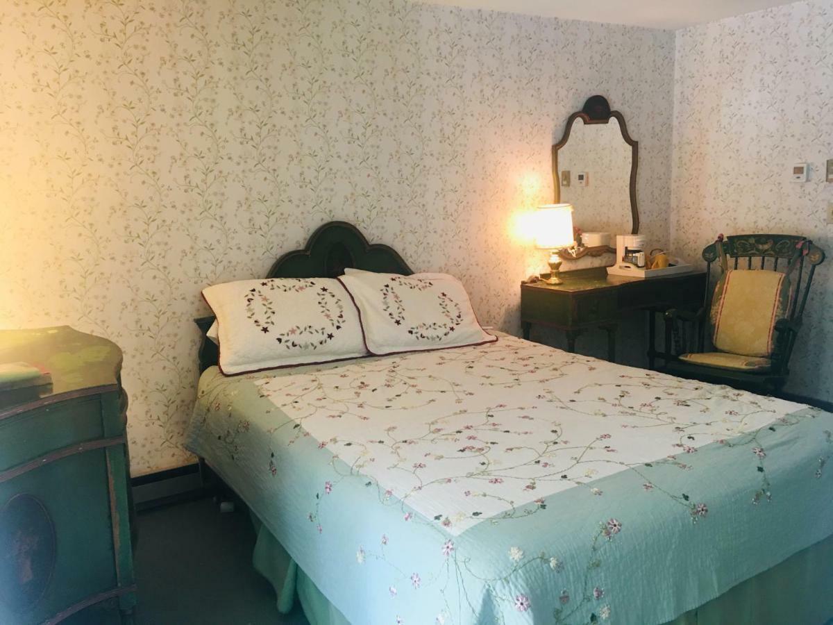 Carriage Barn Inn Keene Ngoại thất bức ảnh